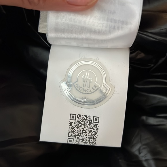 Moncler Jacket- Pallardy Giubbotto - Picture 5 of 6